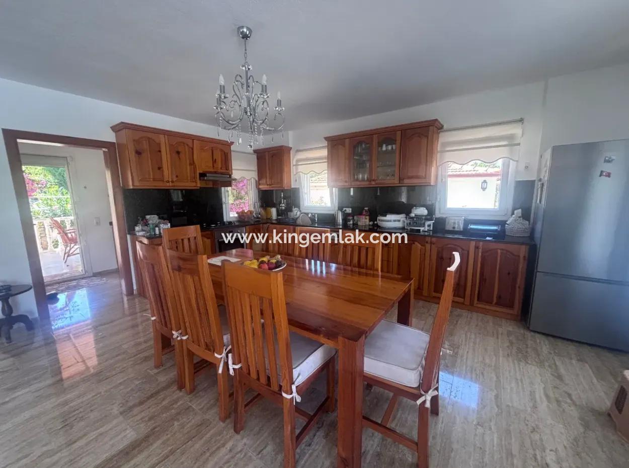 Dalyan Maraş 'Ta Kral Mezarları Manzaralı Eşsiz Villa