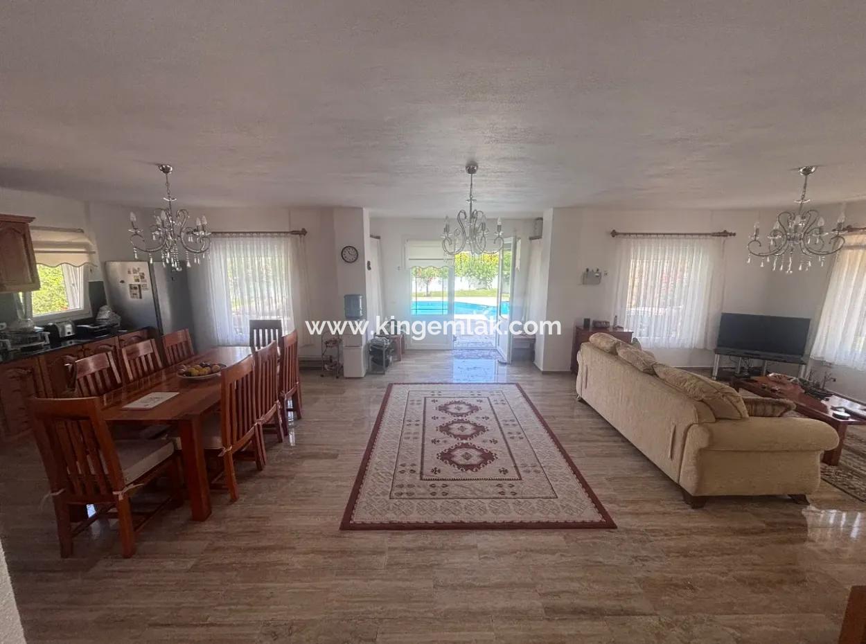 Dalyan Maraş 'Ta Kral Mezarları Manzaralı Eşsiz Villa