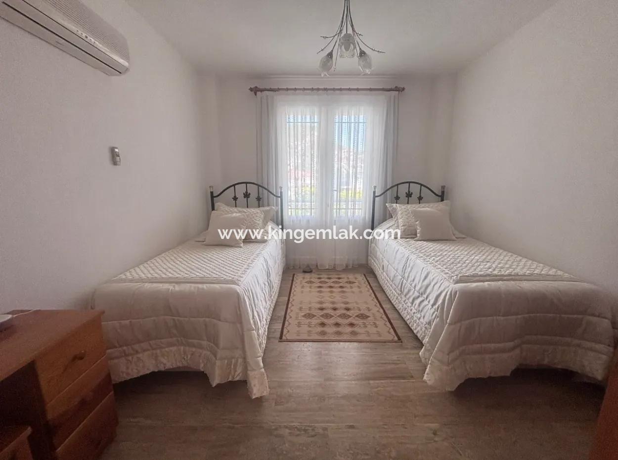 Dalyan Maraş 'Ta Kral Mezarları Manzaralı Eşsiz Villa