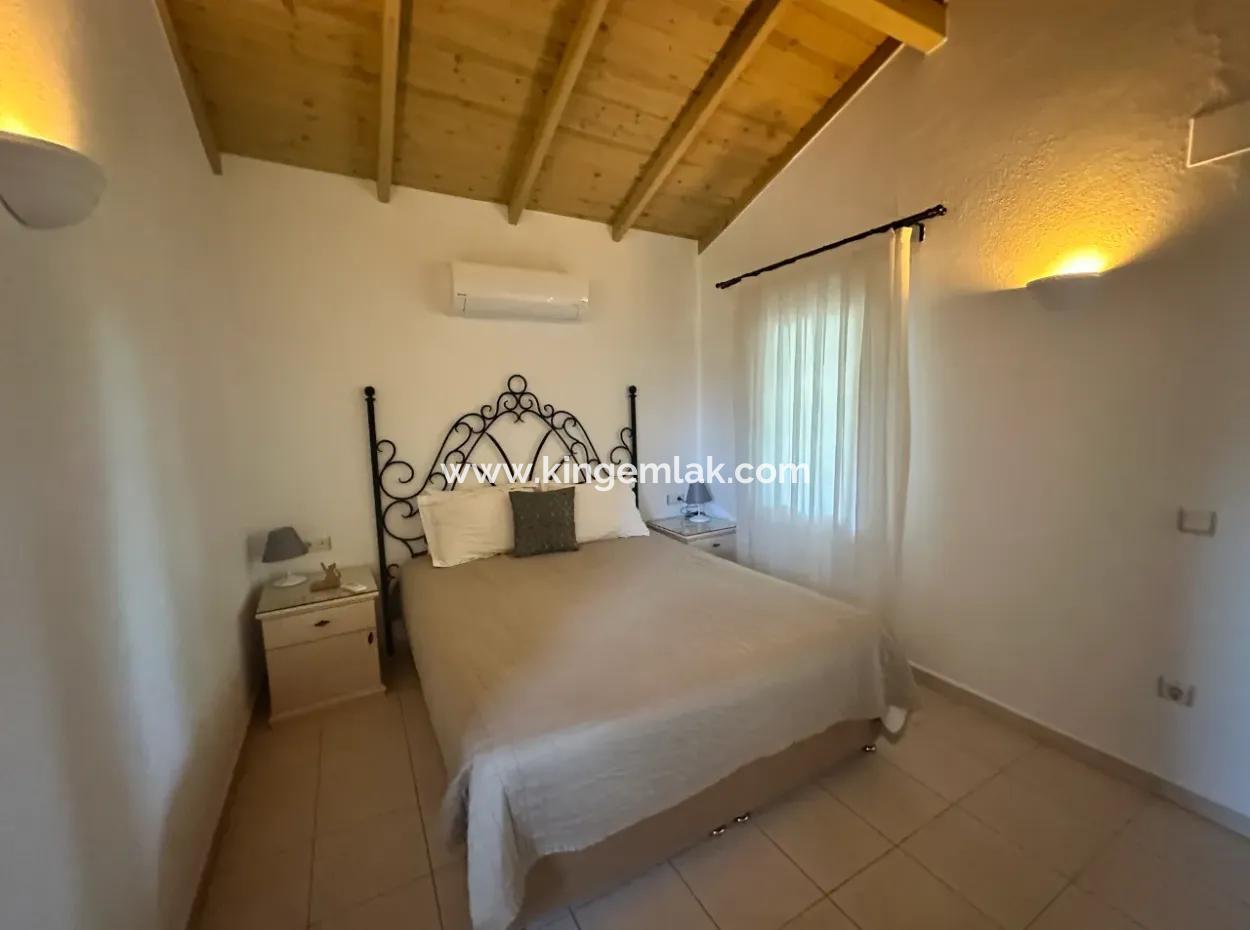 Dalyan Marmarlı Da Kiralık Villa