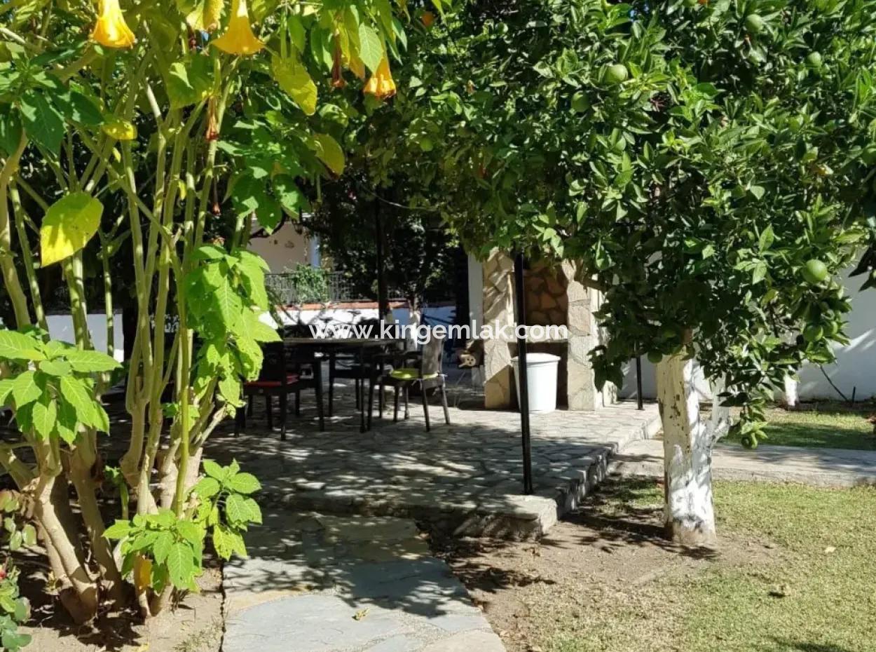 Dalyan Arıkbaşı Nda Satılık 1357 M2 Arsa İçersinde Bungalow