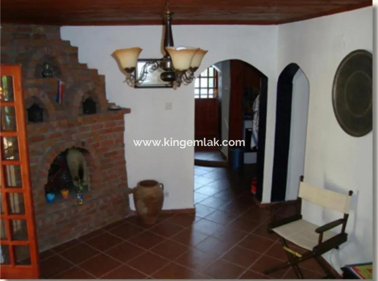 Dalyan Arıkbaşı Nda Satılık 1357 M2 Arsa İçersinde Bungalow