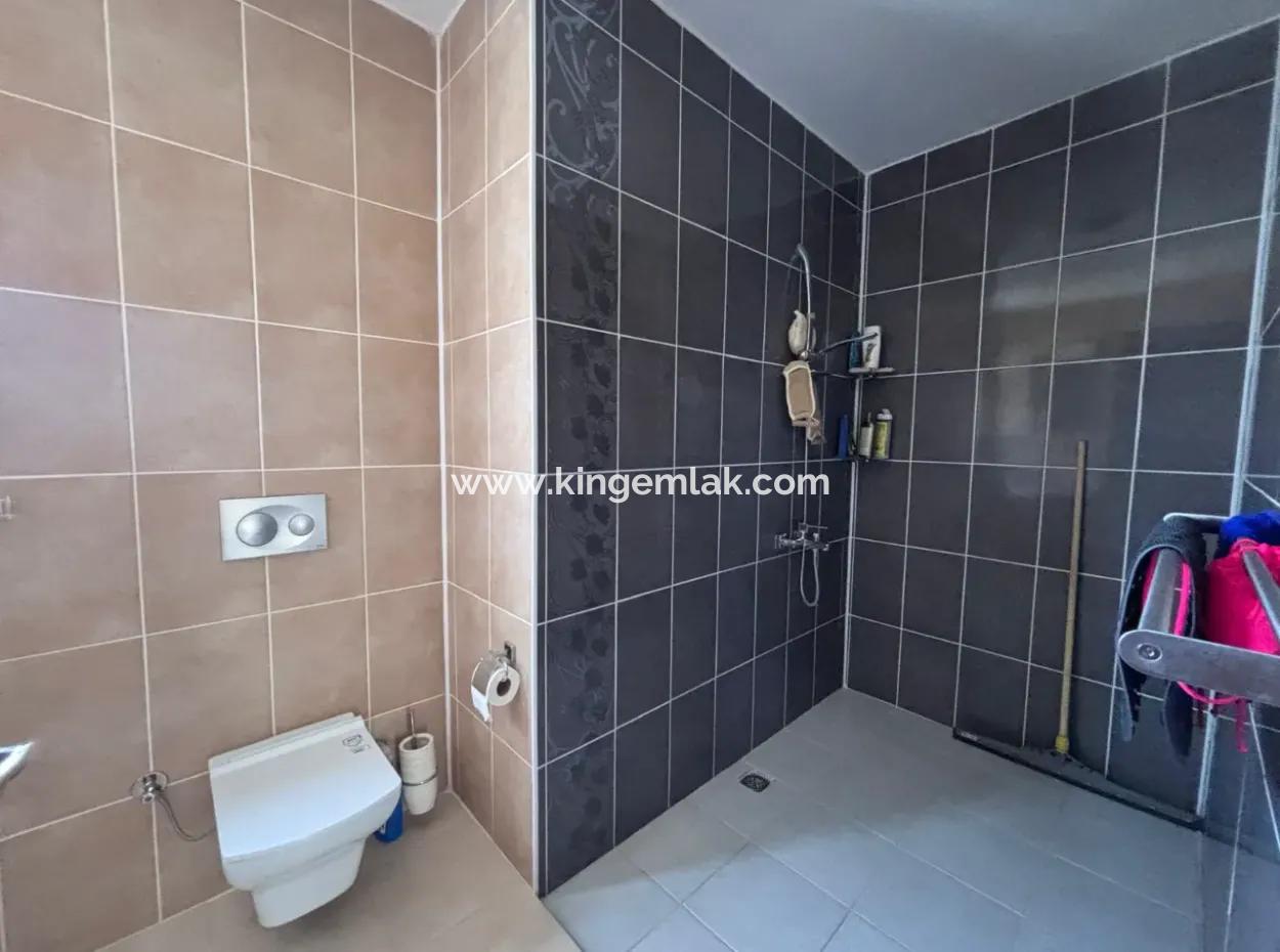 Dalyan Maraşta 980 M2 Arsa İçerisnde Müstakil Villa