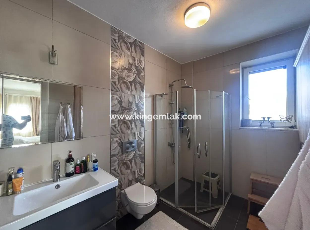 Dalyan Merkezde Satılık Tripleks Villa