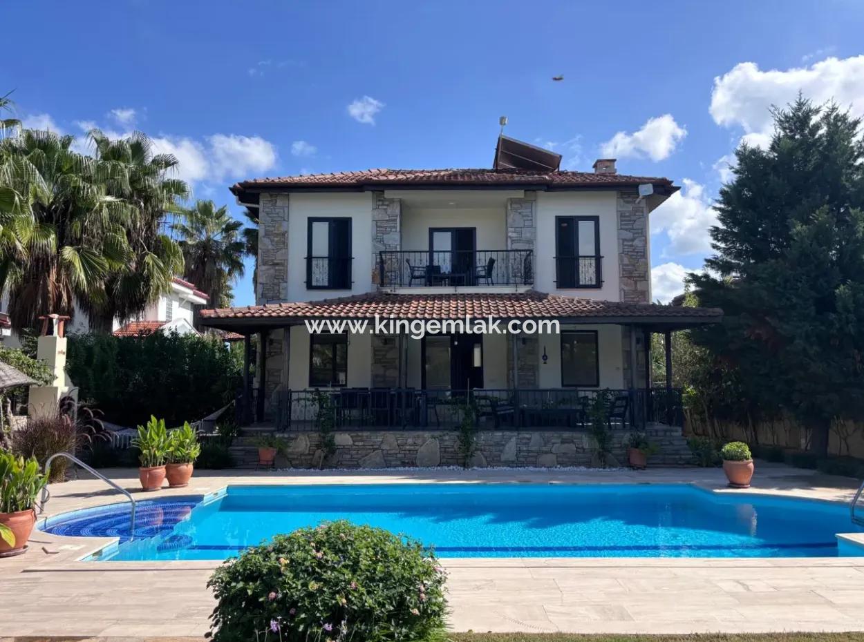 Dalyan Gülpınar Da Satılık  Müstakil Villa