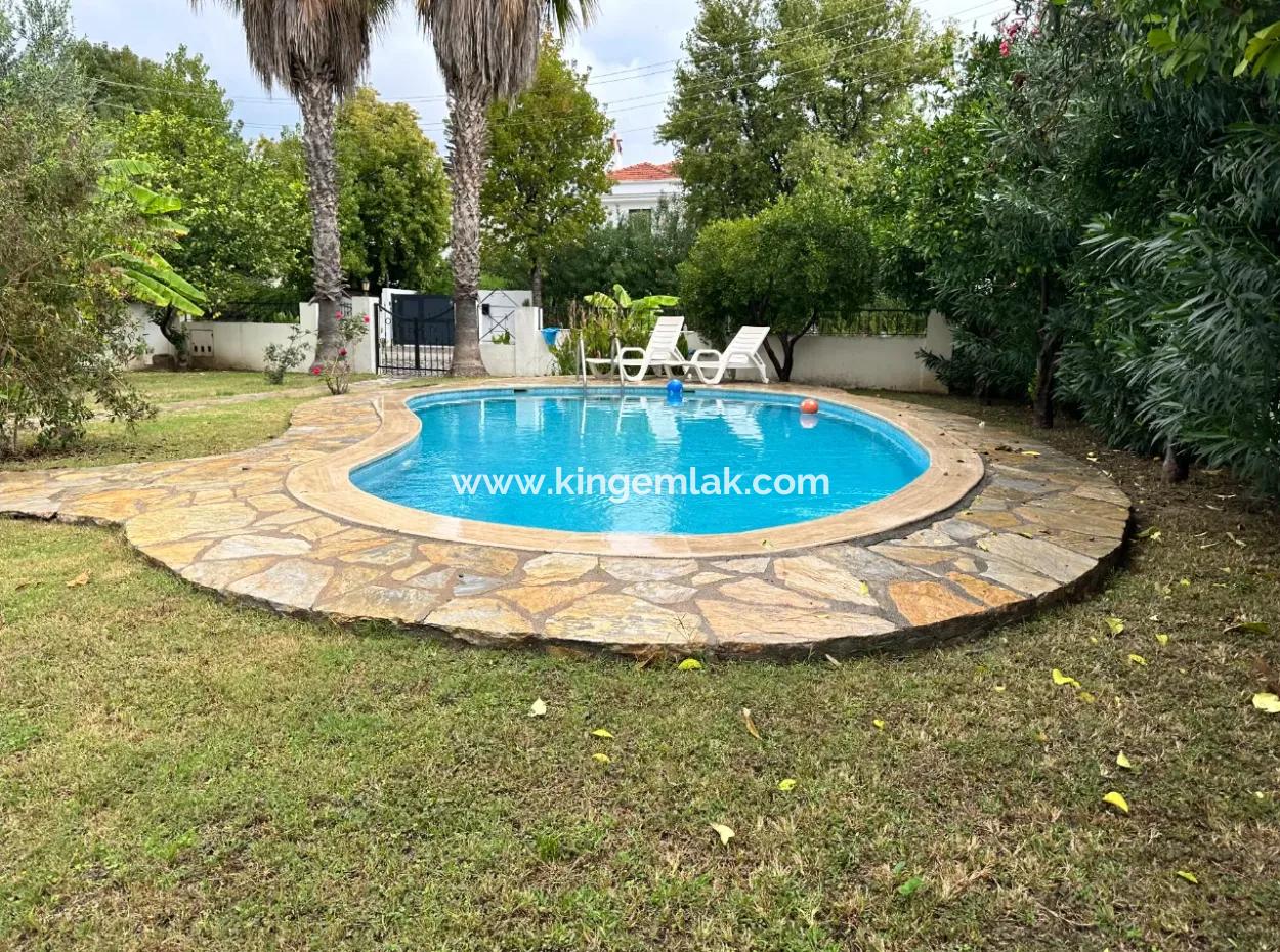 3+1 Sitesinde Mesken Villa