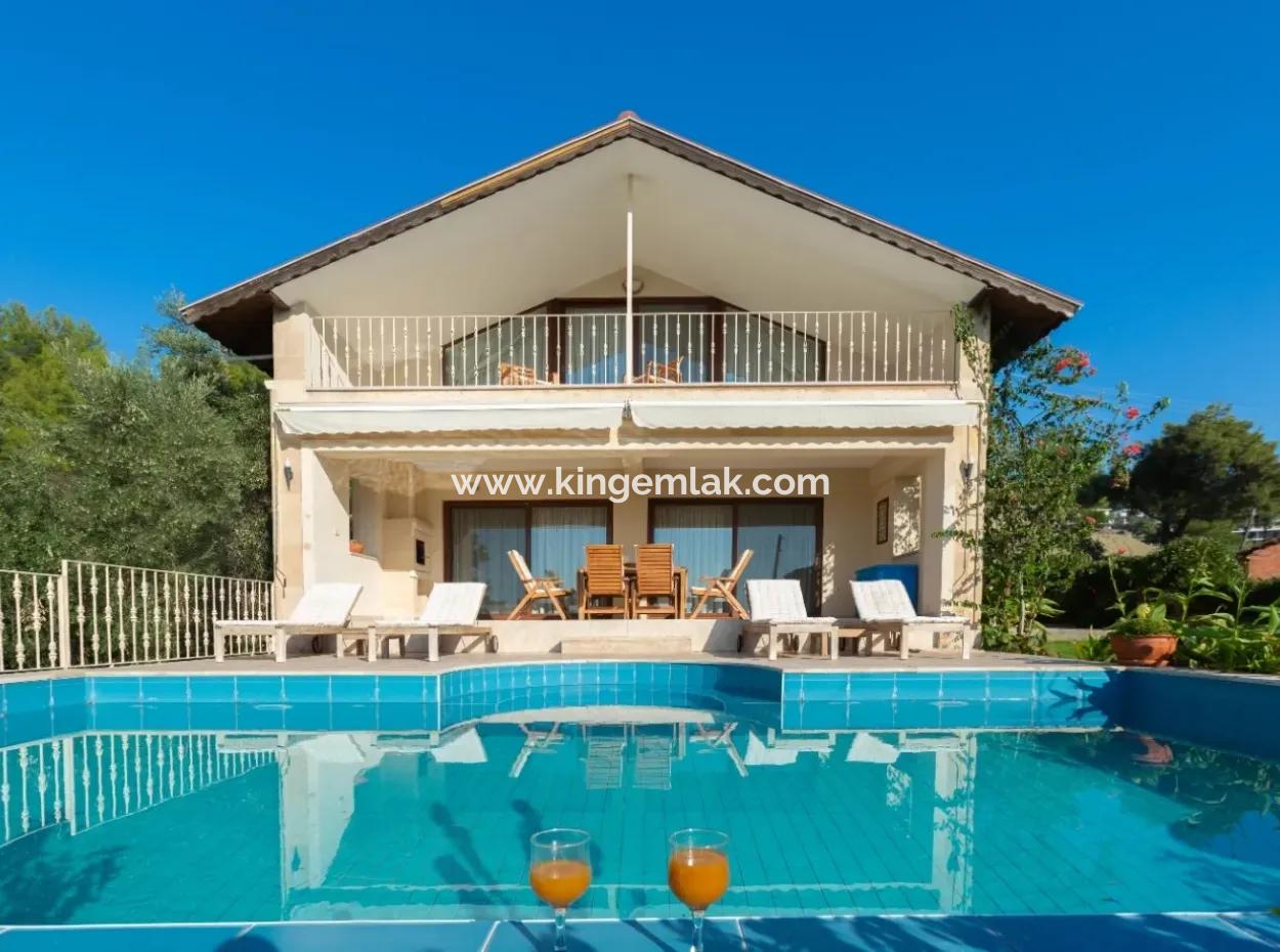 Villa İrem - Dalyan Gökbel Köyünde, Deniz Ve Plaj Manzaralı 4 Yatakodalı Müstakil Villa.