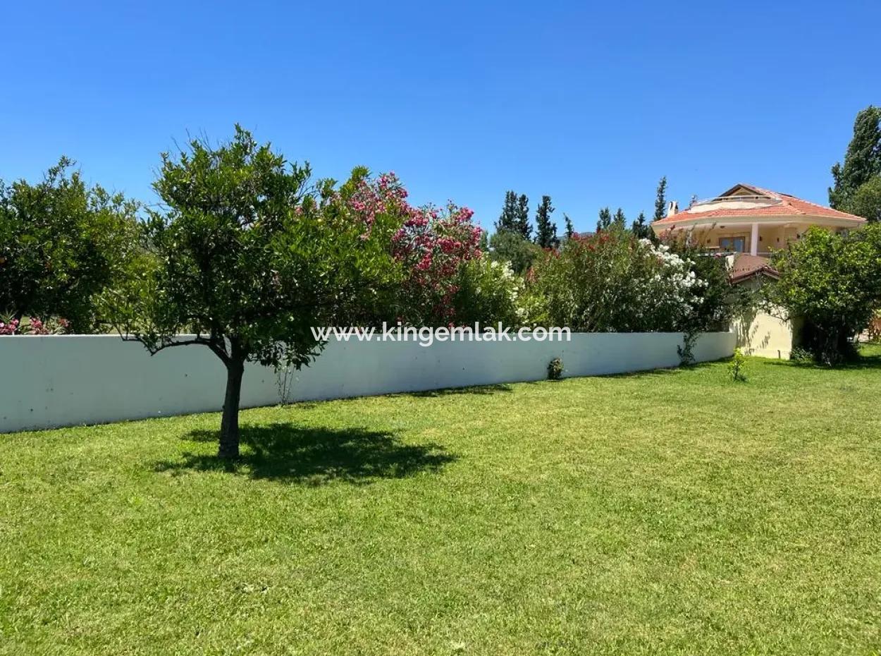 Dalyan Arıkbaşın Da 880 M2 Arsa İçersinde Satılık Villa