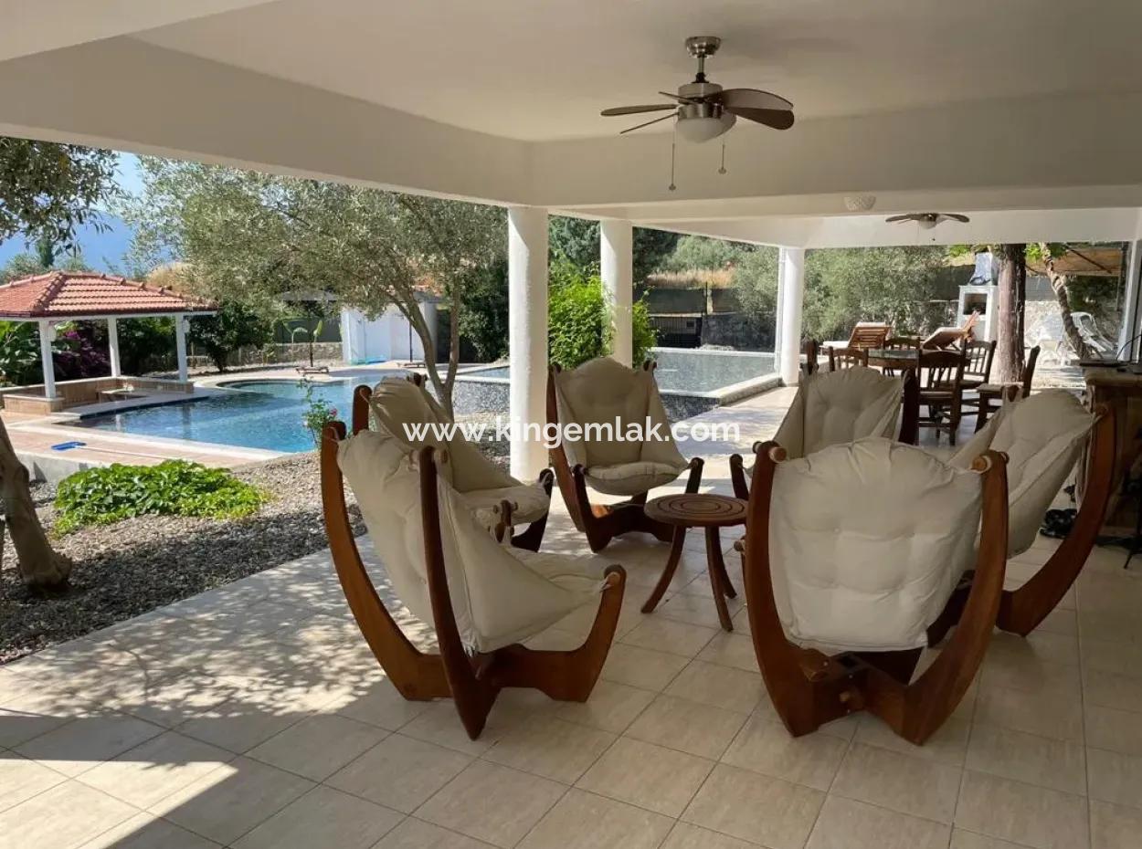 Çandır Satılık Villa