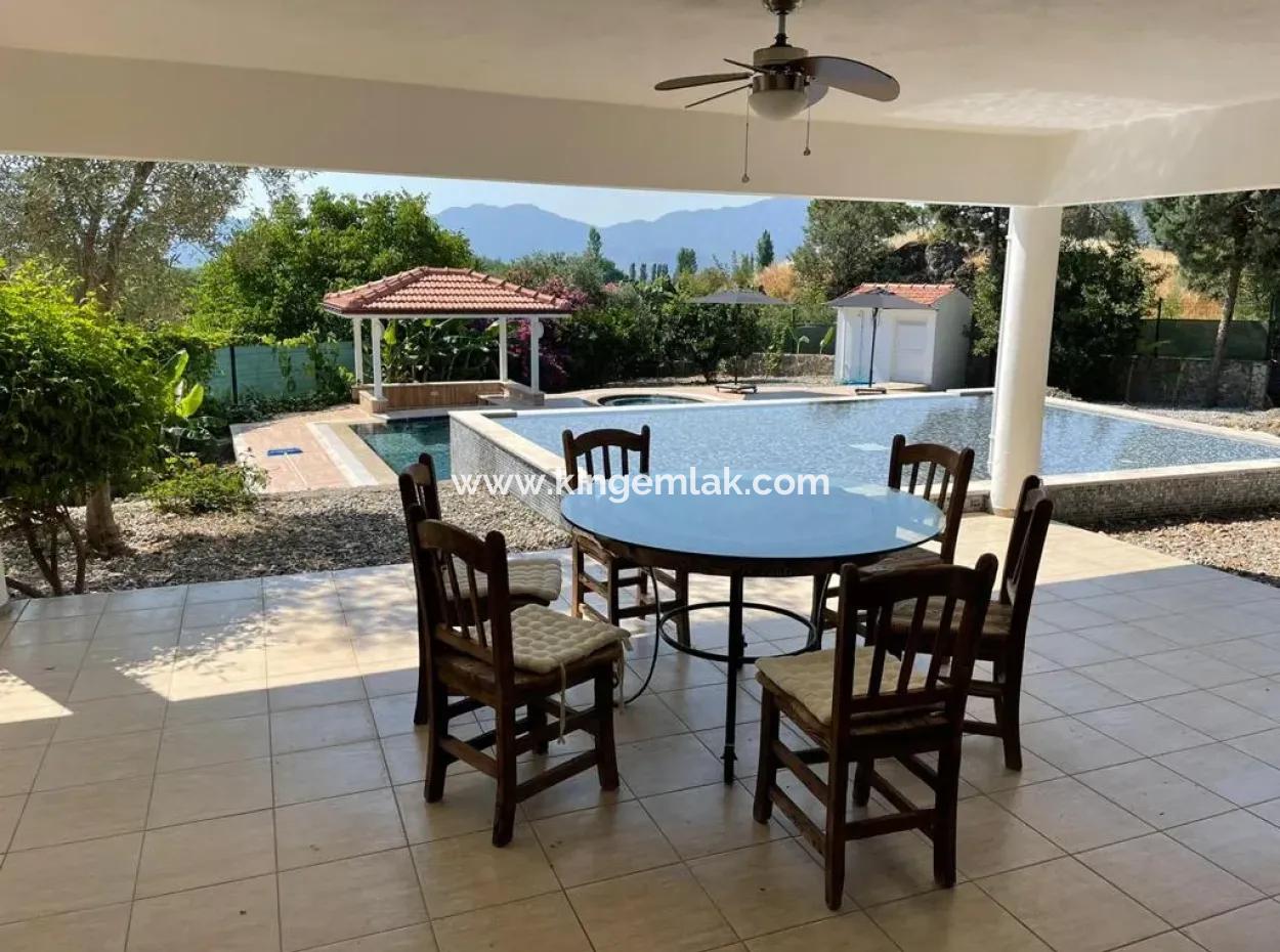 Çandır Satılık Villa