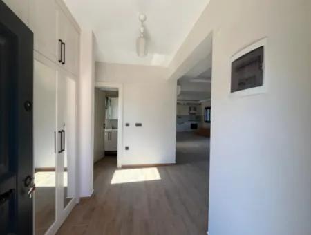 Dalyan Da Satılık 5 Yatak Odalı Sıfır Villa