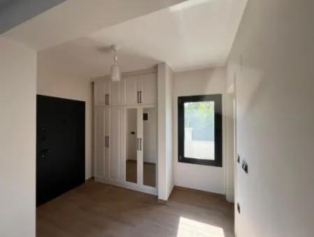 Dalyan Da Satılık 5 Yatak Odalı Sıfır Villa