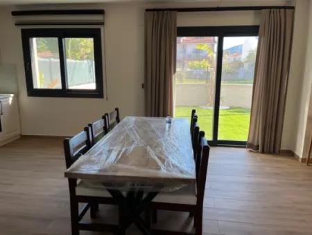 Dalyan Da Satılık 5 Yatak Odalı Sıfır Villa