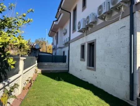 Dalyan Da Satılık 5 Yatak Odalı Sıfır Villa
