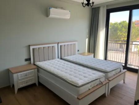 Dalyan Da Satılık 5 Yatak Odalı Sıfır Villa