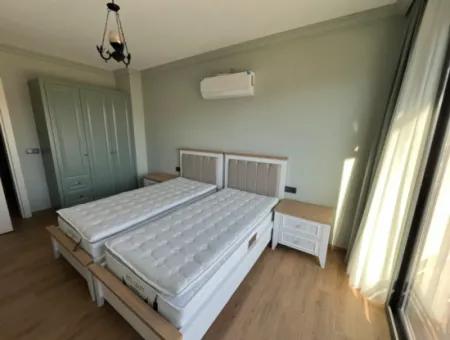 Dalyan Da Satılık 5 Yatak Odalı Sıfır Villa