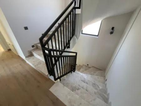 Dalyan Da Satılık 5 Yatak Odalı Sıfır Villa