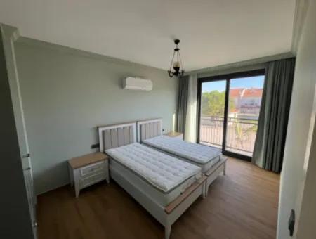 Dalyan Da Satılık 5 Yatak Odalı Sıfır Villa