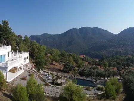 Dalyan Gökbel De Full İztuzu Plajı Ve Deniz Manzaralı Satılık Villa