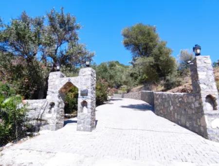 Dalyan Gökbel De Full İztuzu Plajı Ve Deniz Manzaralı Satılık Villa