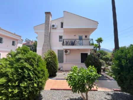 Dalyan Merkez De Satılık 3+1 Villa