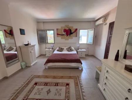 Dalyan Merkez De Satılık 3+1 Villa