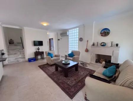 Dalyan Merkez De Satılık 3+1 Villa