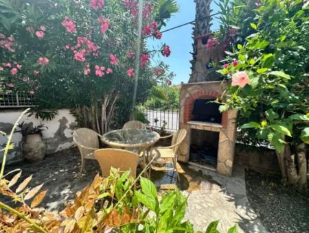 Dalyan Merkez De Satılık 3+1 Villa