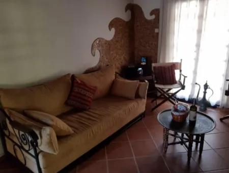 Dalyan Arıkbaşı Nda Satılık 1357 M2 Arsa İçersinde Bungalow