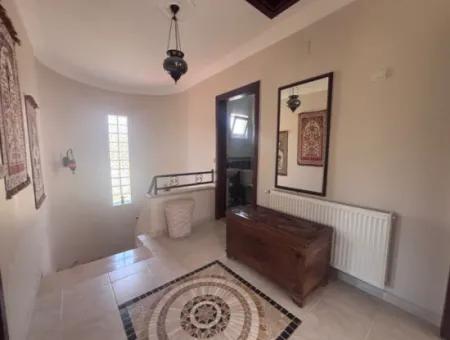Dalyan Okçular Marmarlı Da Satılık Villa
