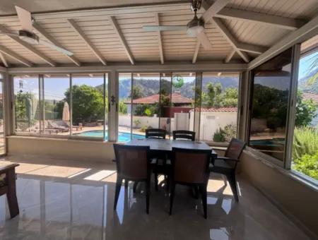 Dalyan Okçular Marmarlı Da Satılık Villa
